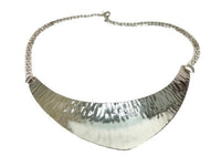 Napier Modernist Hammered Silver Tone Collar Necklace Boomerang Focal Point 4 Inches Wide 15 Inches Long
